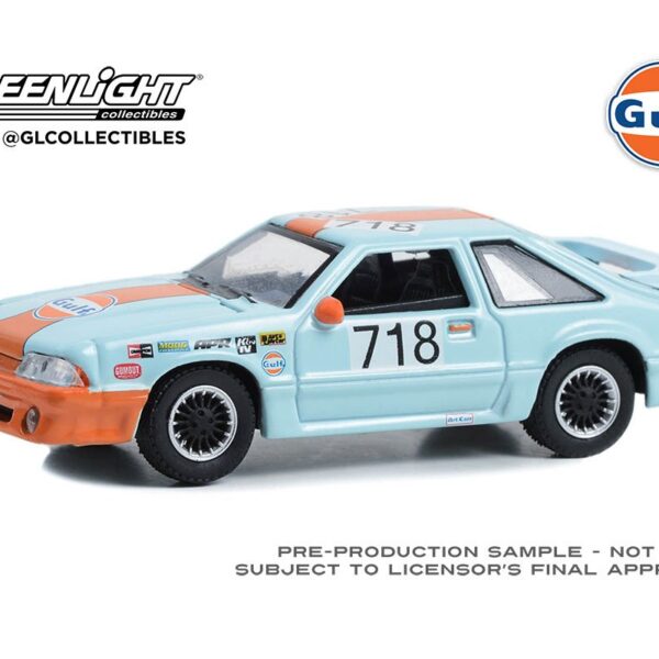 Greenlight 1:64 Gulf Oil Special Edition Series 1- 1986 Ford Mustang GT #718 Solid Pack