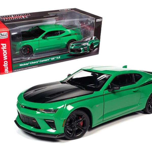 Auto World 1:18 2017 Nickey Chevrolet Camaro SS 1LE – Green
