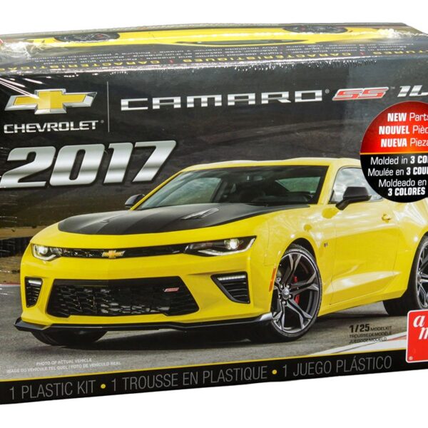 AMT Model Kit 1:25 2017 Chevrolet Camaro SS 1LE