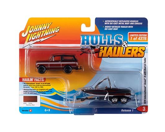 Johnny Lightning 1:64 Hulls & Haulers 1969 International Scout II w/Malibu Boat and Trailer Red Solid Pack