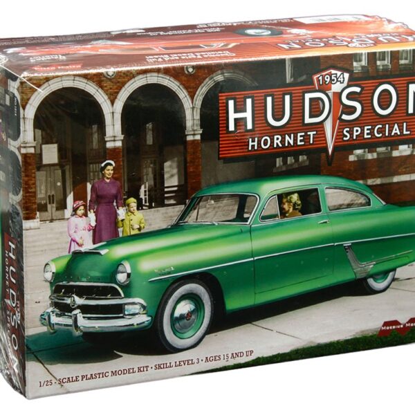 Moebius Models 1:25 1954 Hudson Hornet Special Model Kit