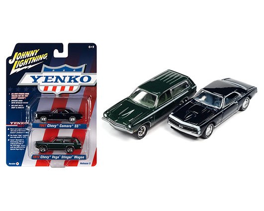 Johnny Lightning 1:64 2 Pack -Chevy 1967 camaro-1972 Vega Stinger Wagon