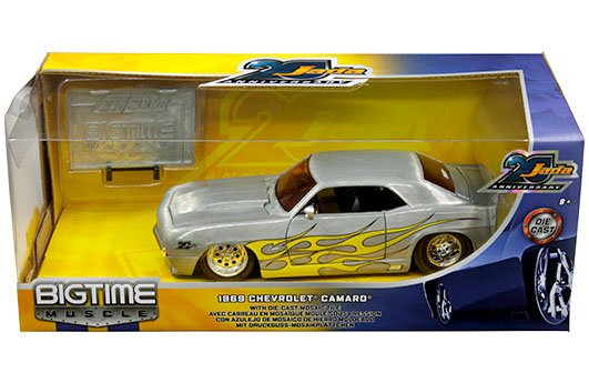 Jada 1:24 W/B – 20th Anniversary – Bigtime Muscle – 1969 Chevrolet Camaro (Brushed Metal) with Diecast Mosaic Tile