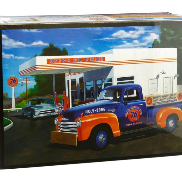 AMT Model Kit 1:25 1950 Chevrolet 3100 Pickup Build as Union Oil Serice Truck or Stock