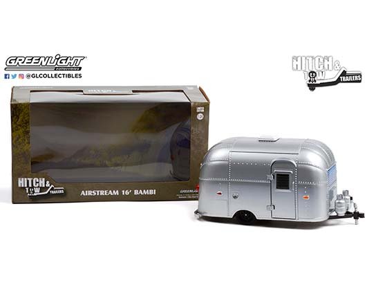 Greenlight 1:24 Hitch & Tow Trailers Series 6 – Airstream 16â€™ Bambi Sport in Silver with Curtains Drawn