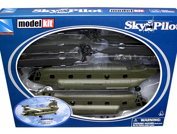New Ray Sky Pilot Model Kit United States Army Boeing CH-47 Chinook (green)