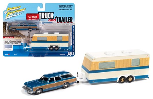 Johnny Lightning 1:64 Truck & Trailer 2020 Release 1 1973 Chevrolet Caprice Station Wagon w/ Camper Trailer Blue