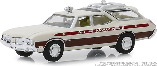 Greenlight 1:64 Hobby Exclusive – 1970 Oldsmobile Vista Cruiser (Cream) – Waco Texas Ambulance