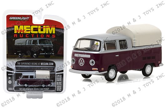 Greenlight 1:64 Mecum Auctions Series 2 – 1971 Volkswagen Type 2 Double Cab Pickup (Burgundy)