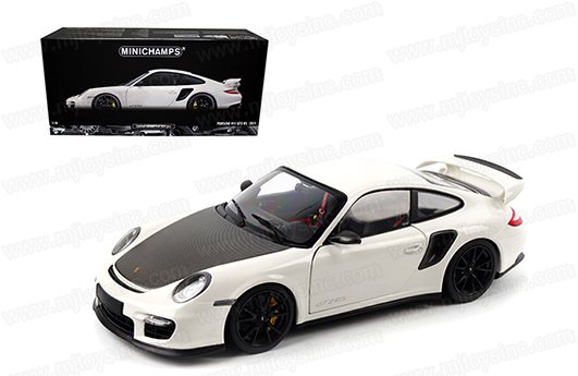 Minichamps 1:18 2011 Porsche 911 GT2 RS Black Wheels (white)