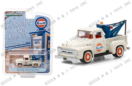 Greenlight 1:64 Running On Empty Series 4 – 1956 Ford F-100 with Drop-In Tow Hook- Gulf Oil (beige)