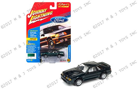 Johnny Lightning 1:64 Classic Gold 2017 Version B – 1990 Ford Mustang GT